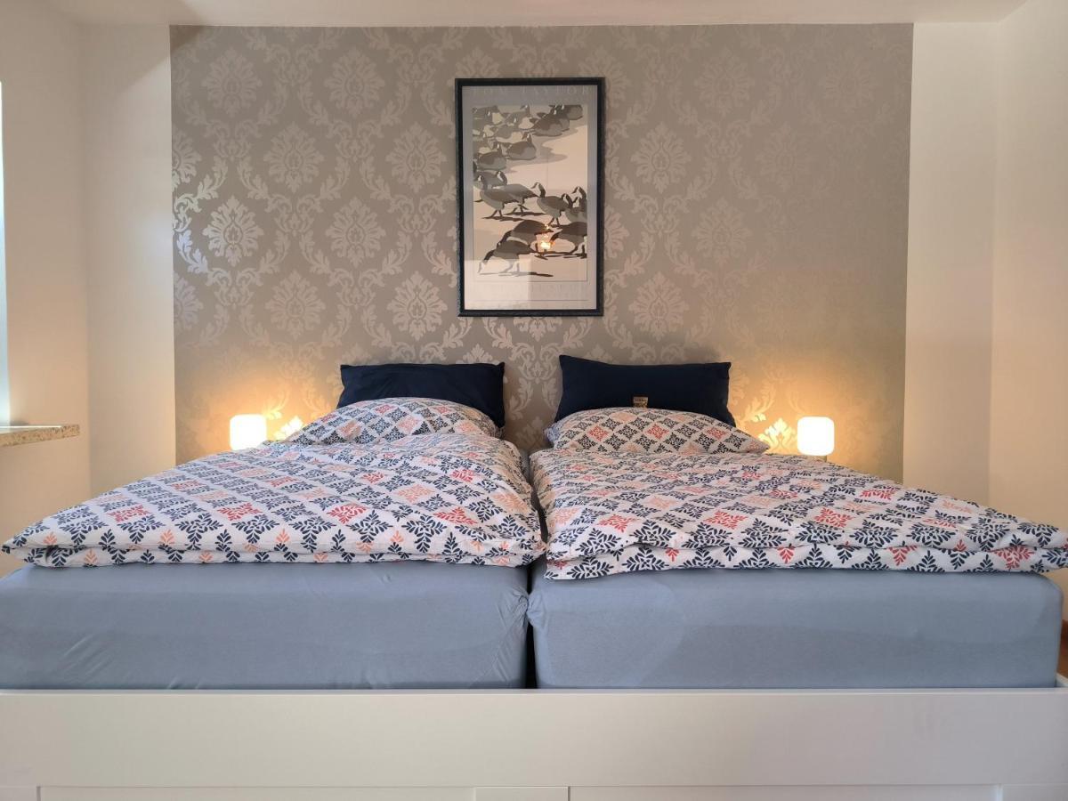 Ferienwohnung Zwischen Den Meeren - Schoene Und Gemuetliche Fewo Mit Garten Dorpstedt Exteriör bild