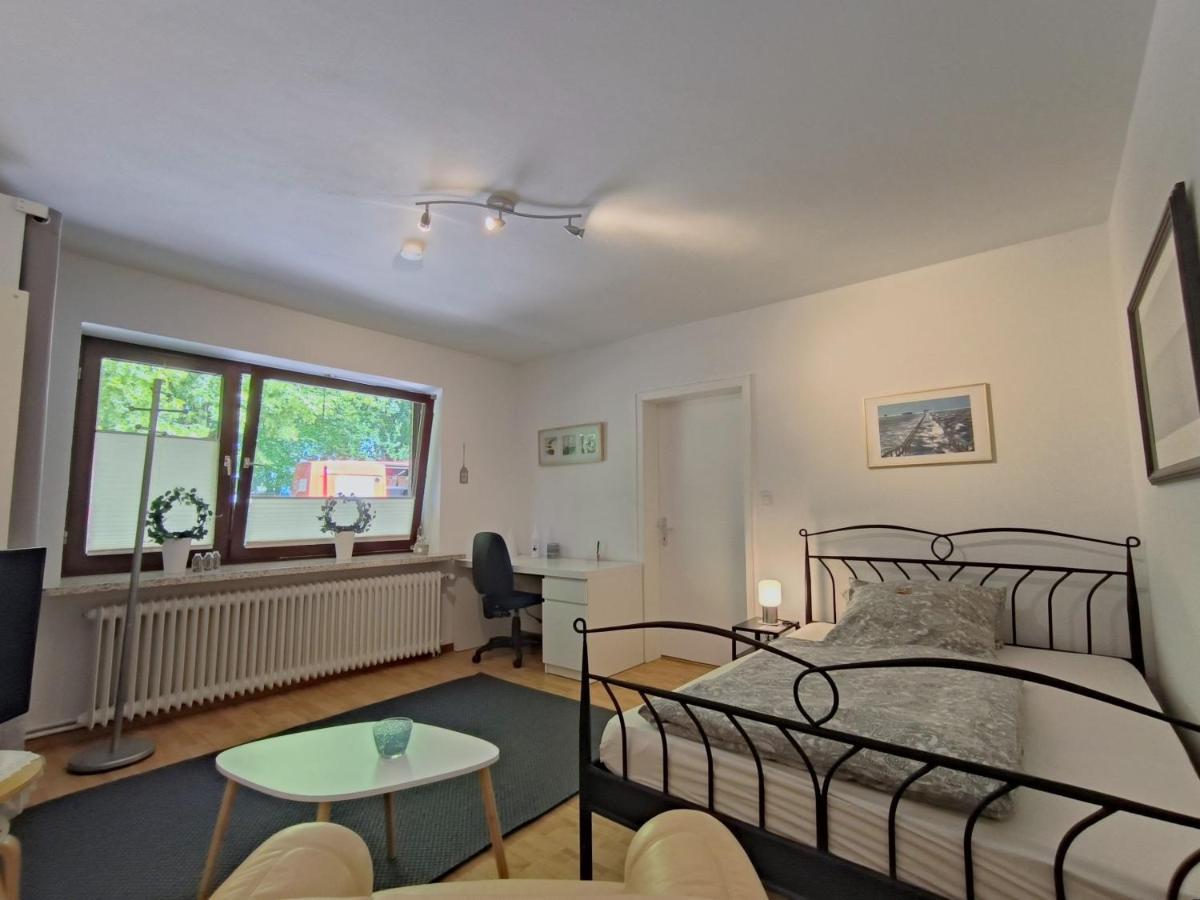 Ferienwohnung Zwischen Den Meeren - Schoene Und Gemuetliche Fewo Mit Garten Dorpstedt Exteriör bild